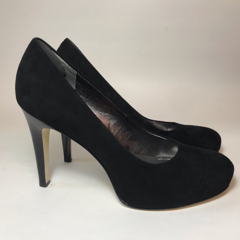 Banana Republic Suede and Leather Heels- Size 10M - Picture 2 of 7